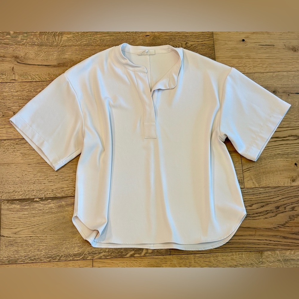 MELLODAY - Cream Upscale Top / Blouse - Loose Fit - Trendy yet Comfy!
